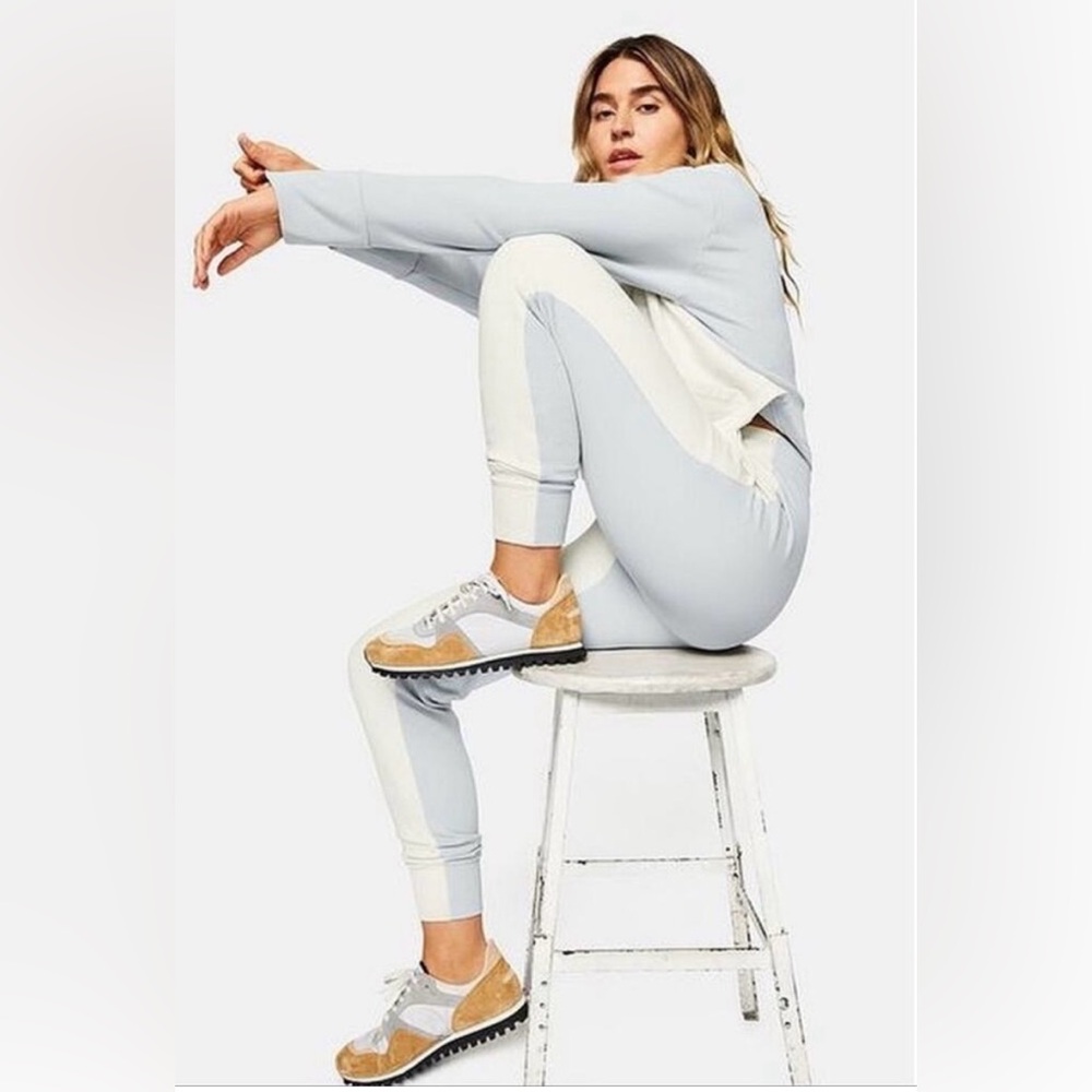 NWT- Outdoor Voices- Soft Cotton Jogger- Color/ dove-bone- Medium- bleach damage
